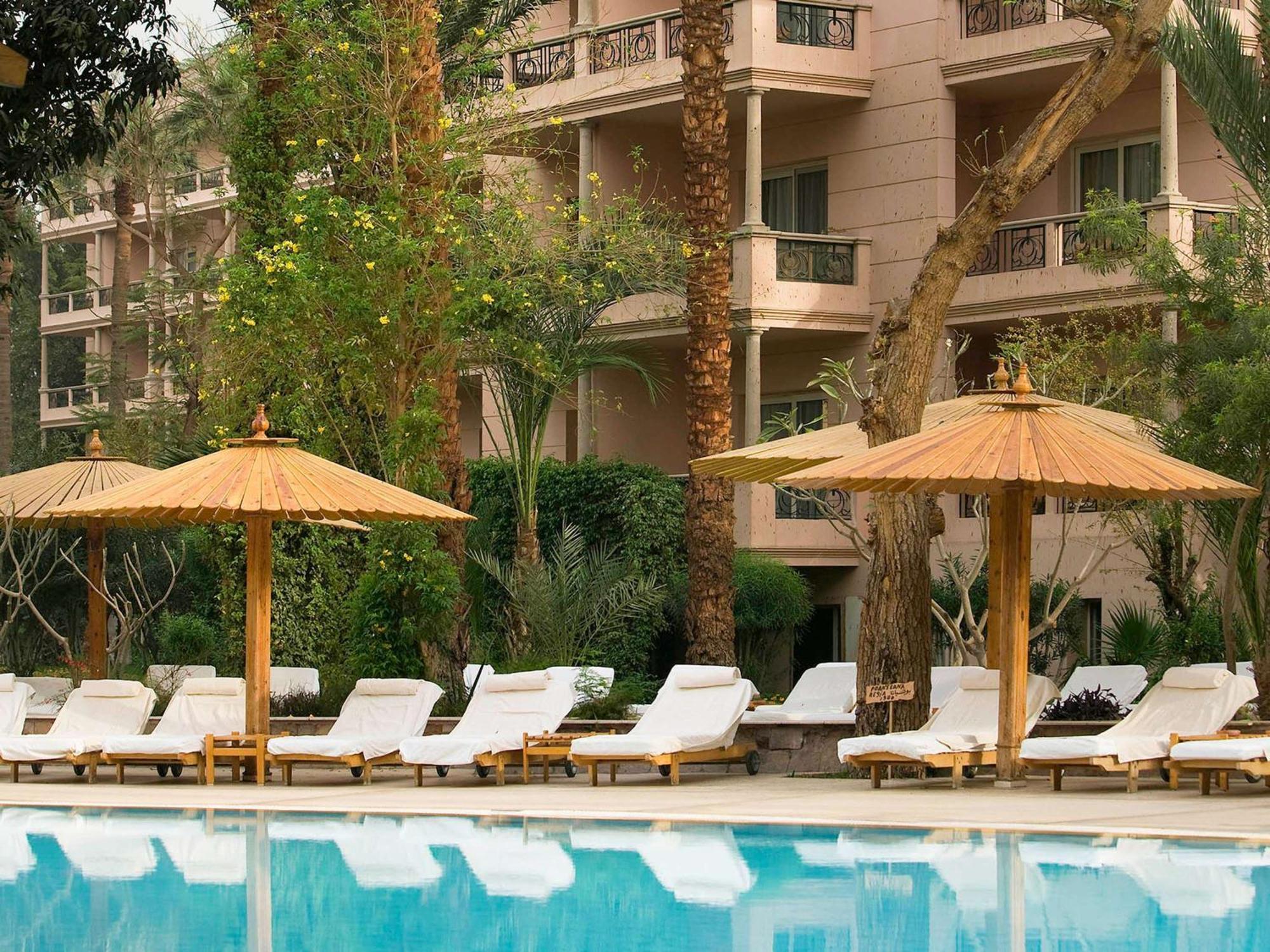 Pavillon Winter Luxor Hotel Exterior photo The pool at the Four Seasons Hotel, Cairo